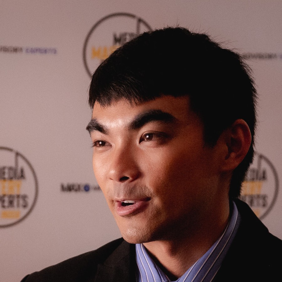 Evan Kawamura, NASA engineer and Media Mastery Experts LIVE! bootcamp graduate, speaking on camera